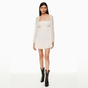New Aritzia Wilfred Tempest Mini Dress
Smocked chiffon mini dress Light Birth